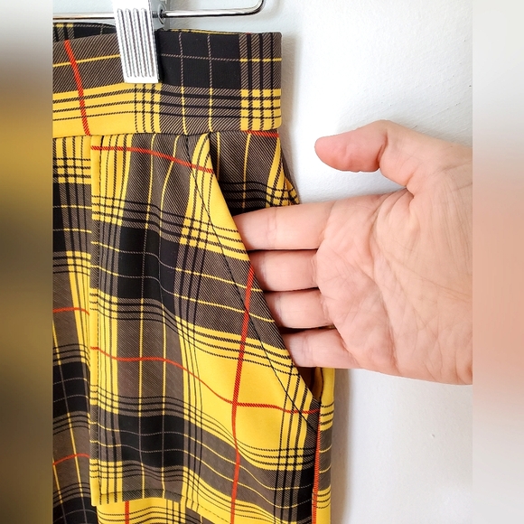 🌟HOST PICK🌟 BlackMilk Tartan Grunge Cuffed Pants (Small) - Picture 6 of 9